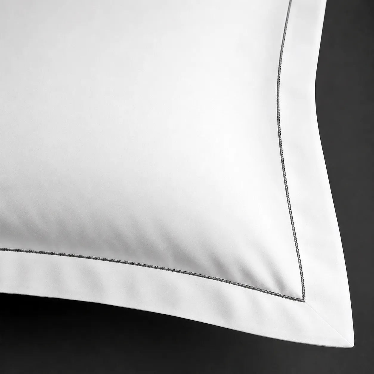 Oxford One Row Satin Stitch